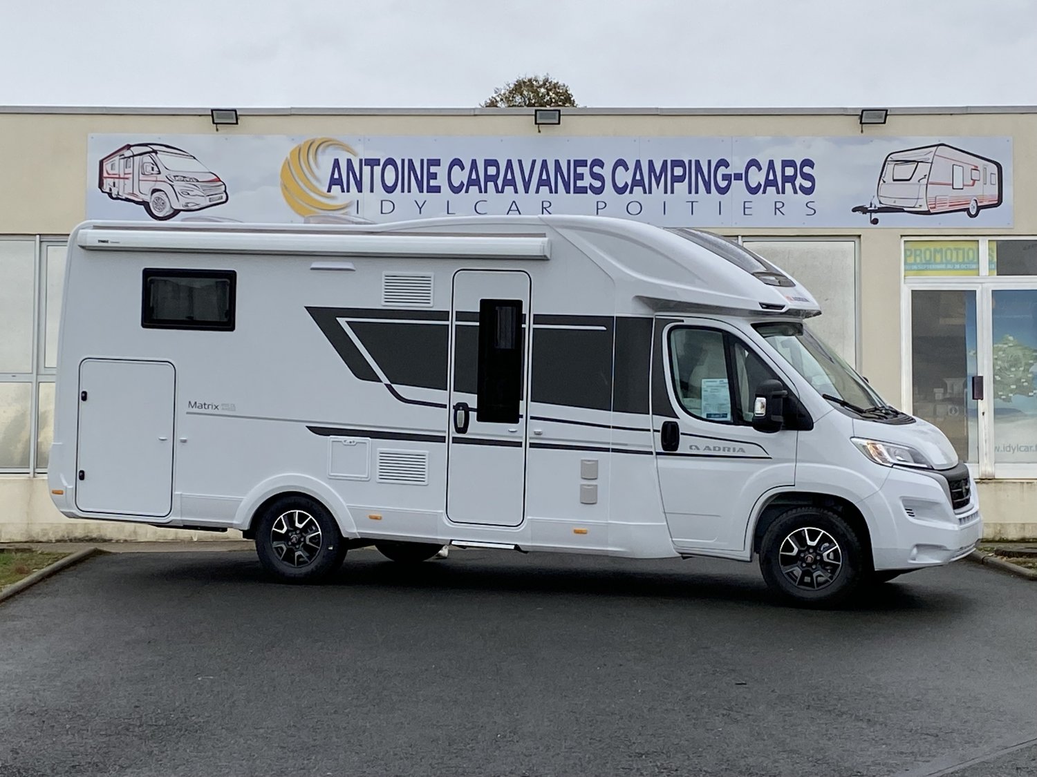 Champion Caravanes et Camping Car - Adria MATRIX AXESS 650 DL à 83 567€