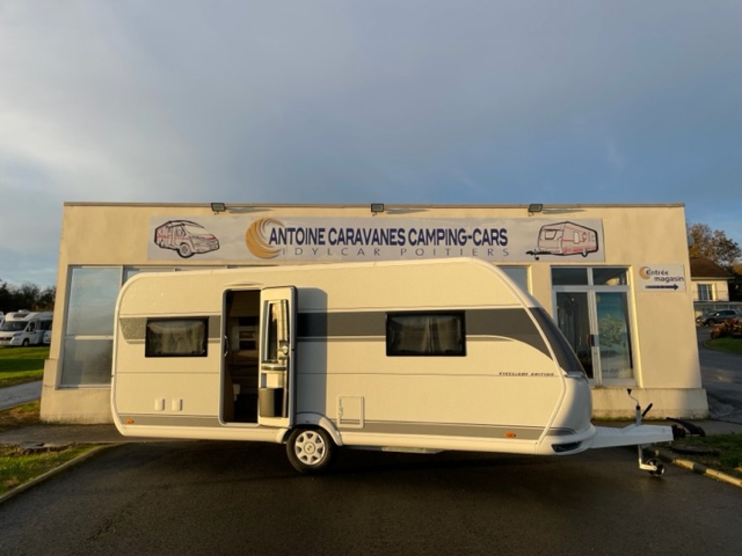 Champion Caravanes et Camping Car - Hobby Excellent Edition 540 UFf à 34 398€