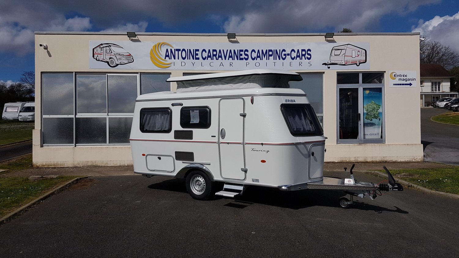 Champion Caravanes et Camping Car - Eriba TOURING 430 LEGEND EDITION à 32 130 €