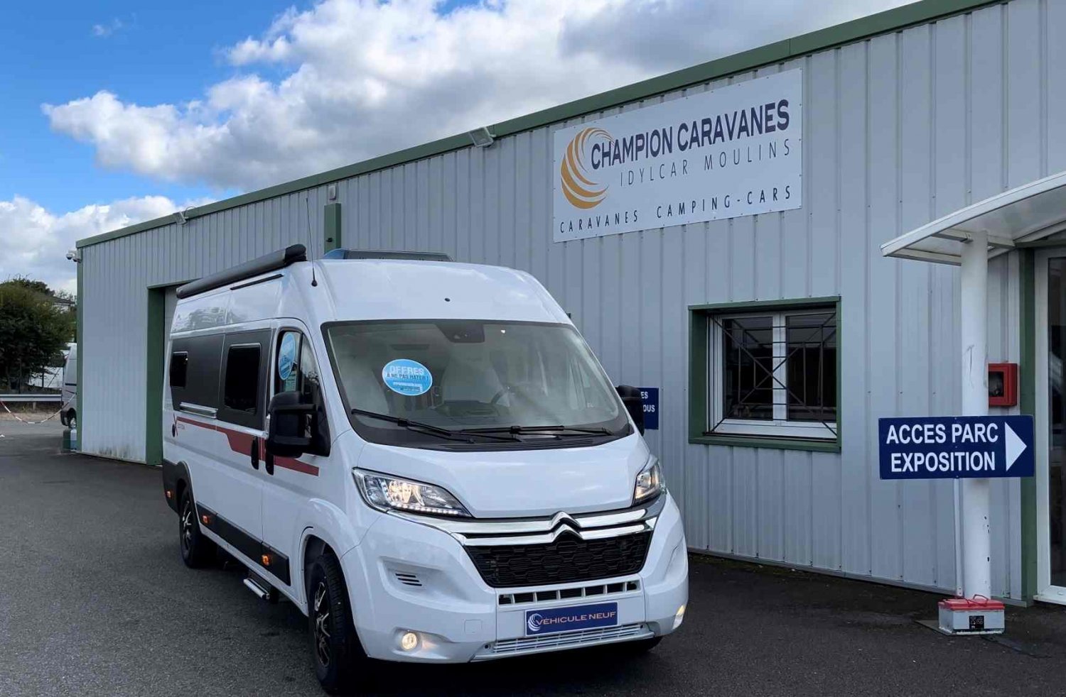 Champion Caravanes et Camping Car - Pilote PILOTE V 630 J à 64 800 €