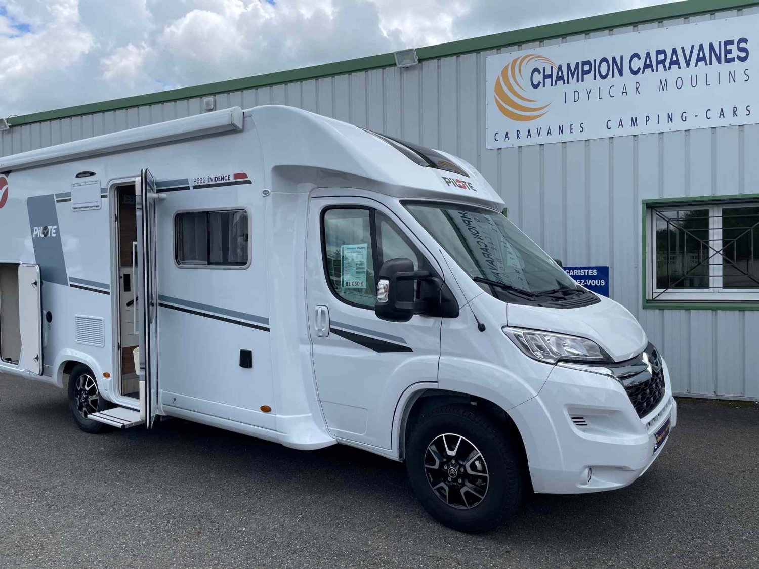 Champion Caravanes et Camping Car - Pilote P696 D EVIDENCE PLUS à 73 900 €