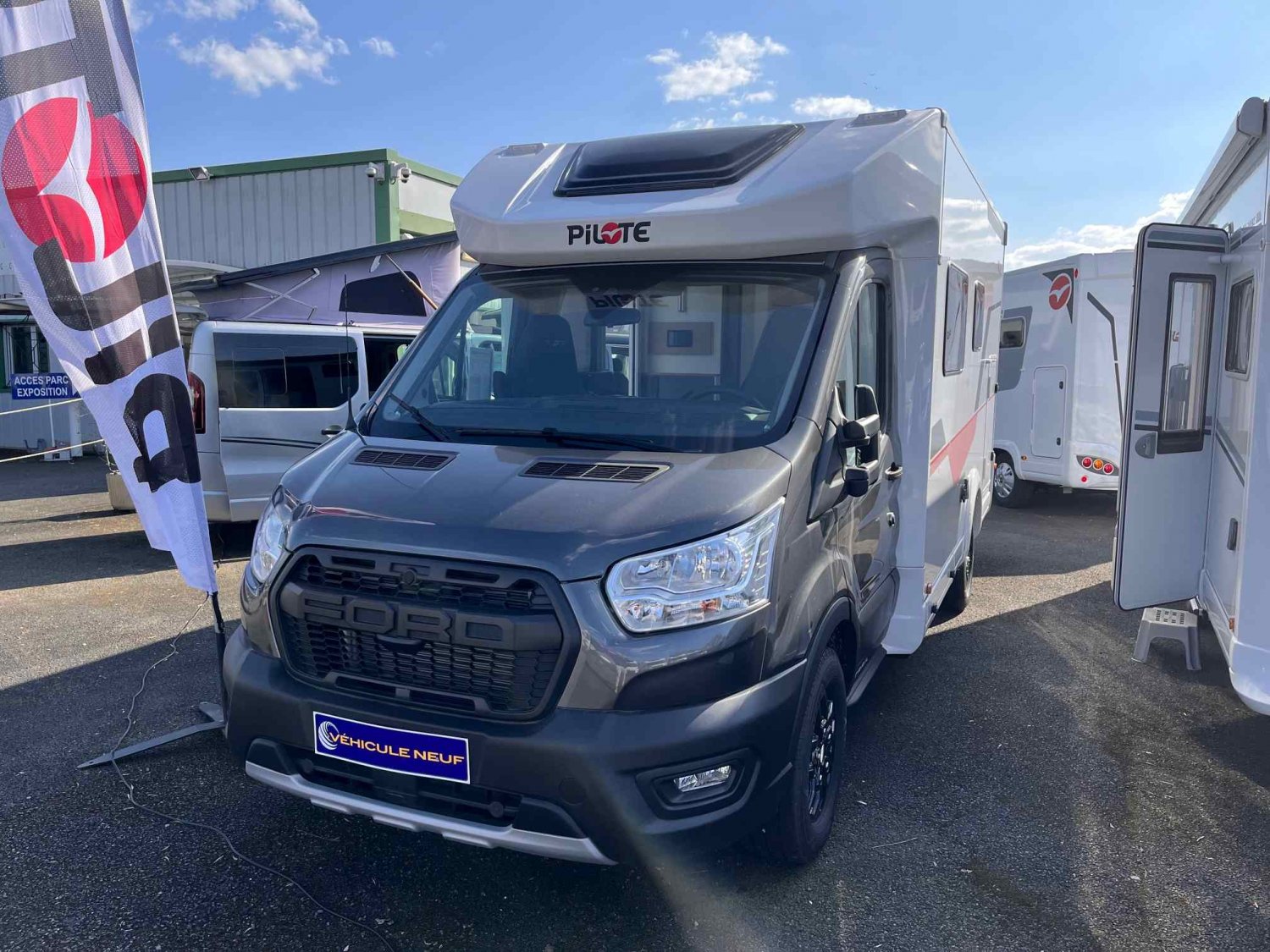 Champion Caravanes et Camping Car - Pilote A 656 D ATLAS EDITION à 78 990 €