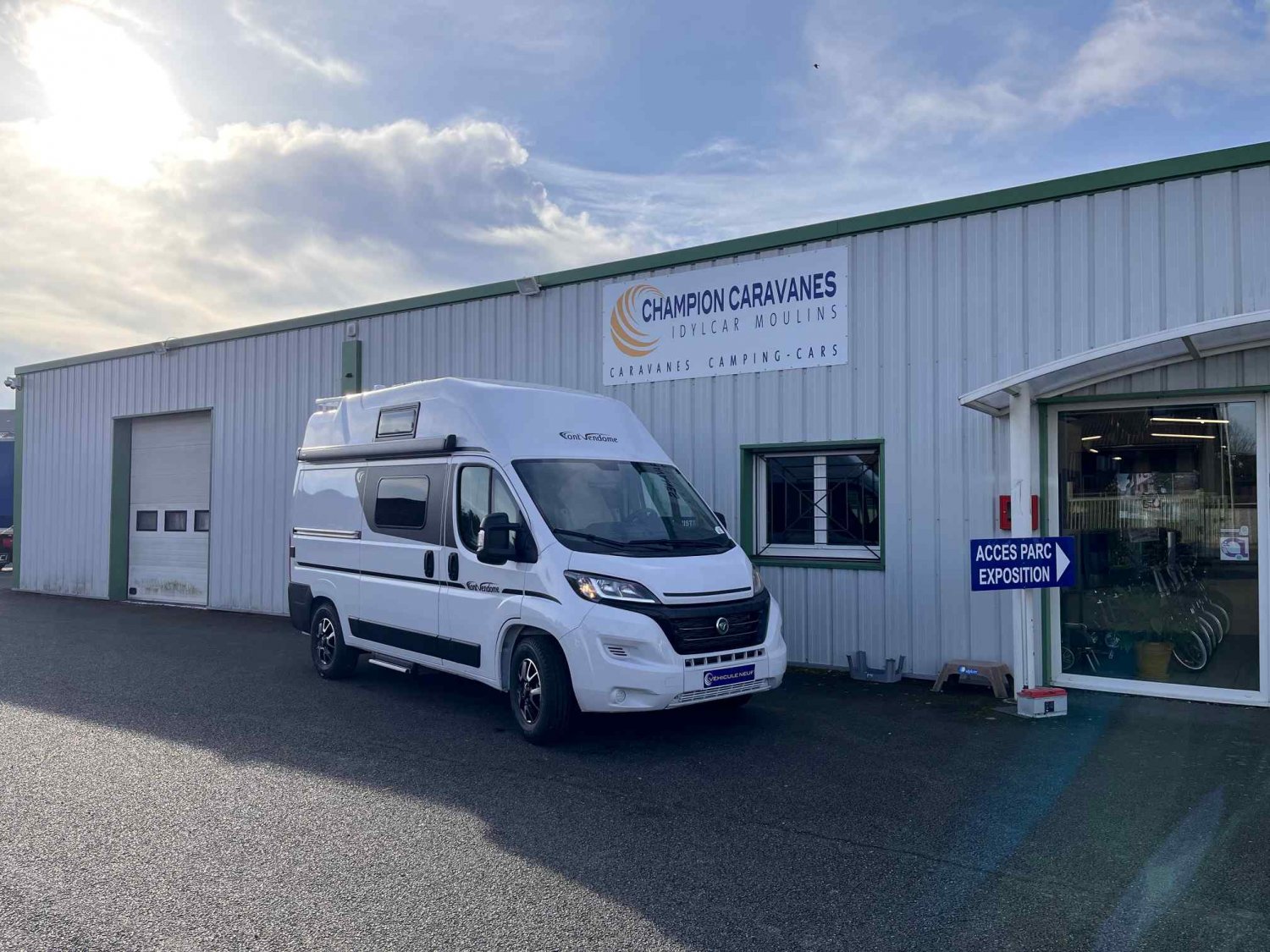 Champion Caravanes et Camping Car - Font Vendôme FOND VENDOME BEL HORIZON à 80 510 €