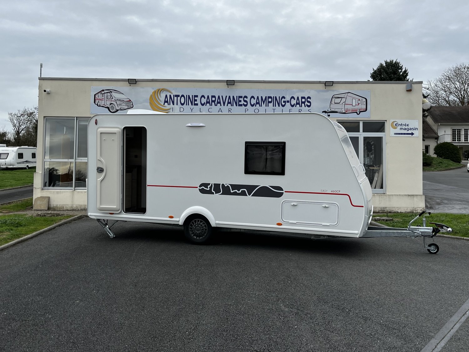 Champion Caravanes et Camping Car - Sterckeman EASY 460 CP à 22 900€