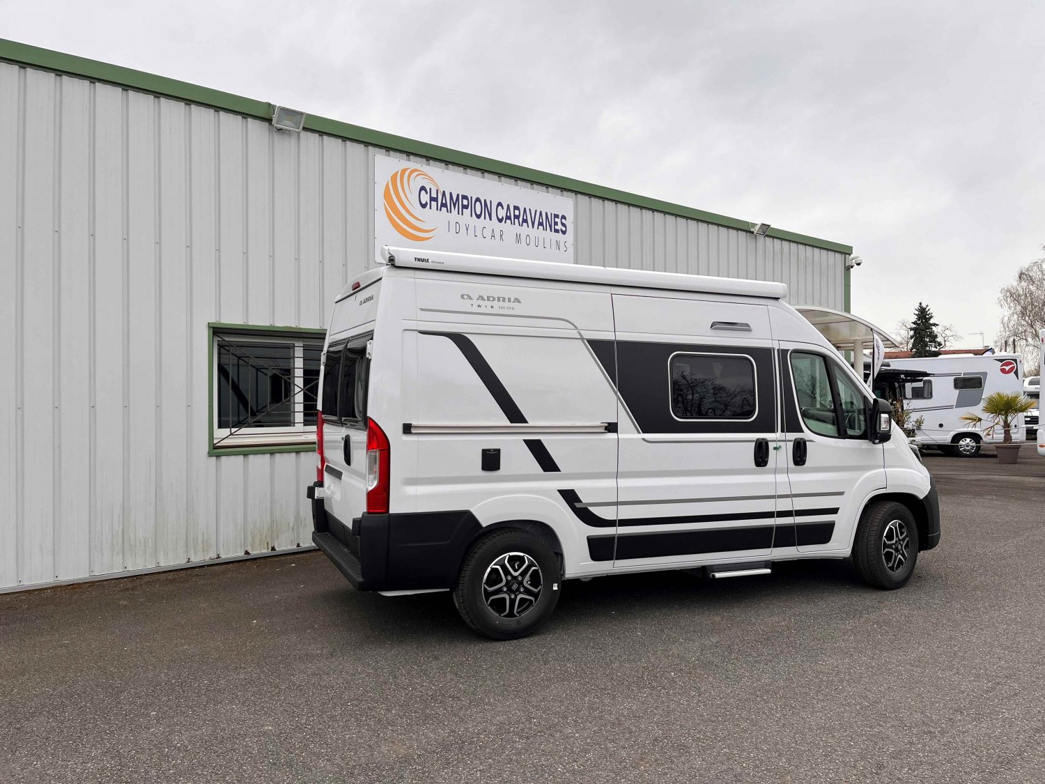 Champion Caravanes et Camping Car TWIN 540 SP Adria