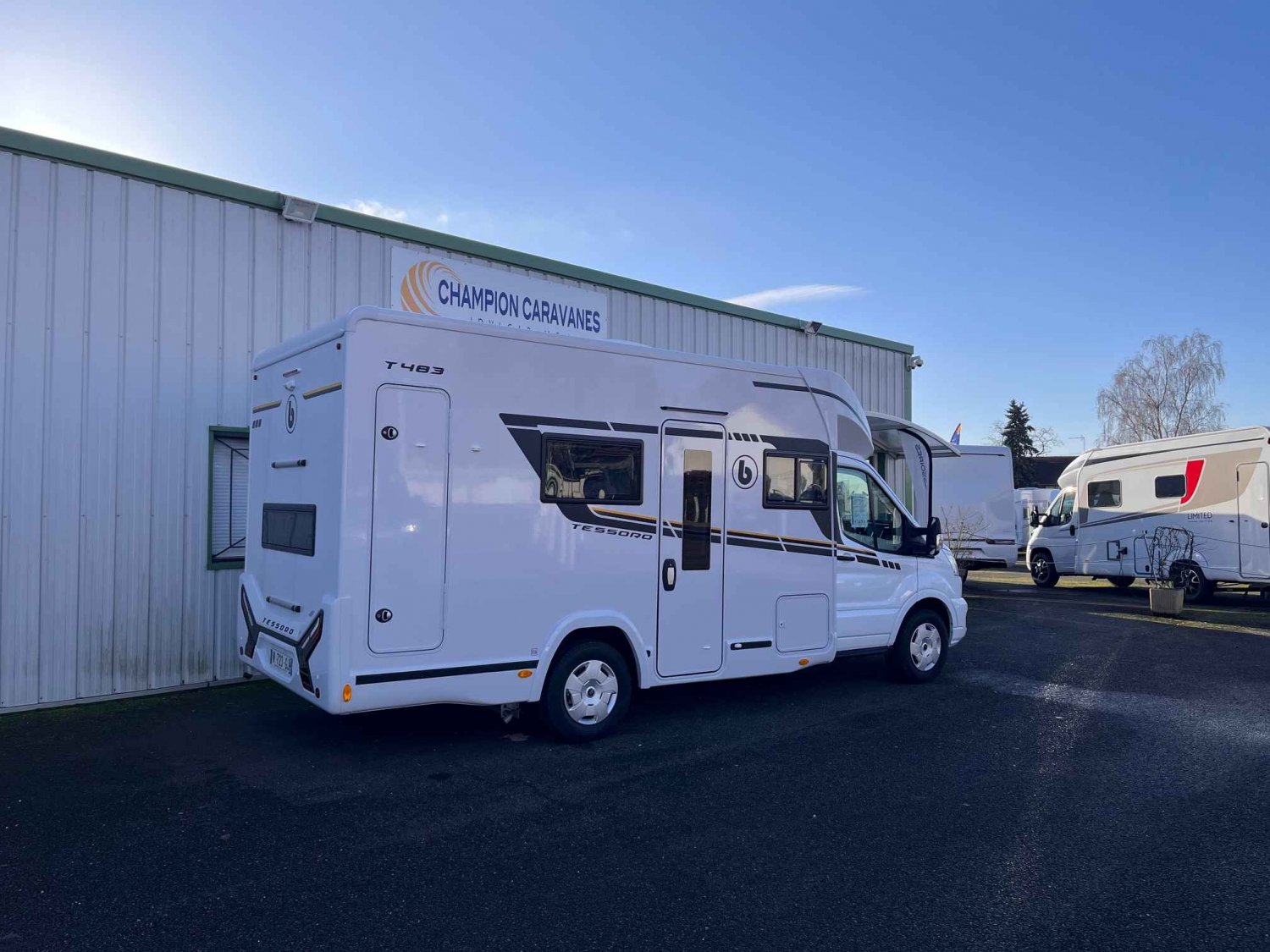 Champion Caravanes et Camping Car BENIMAR TESSORO 483 Benimar