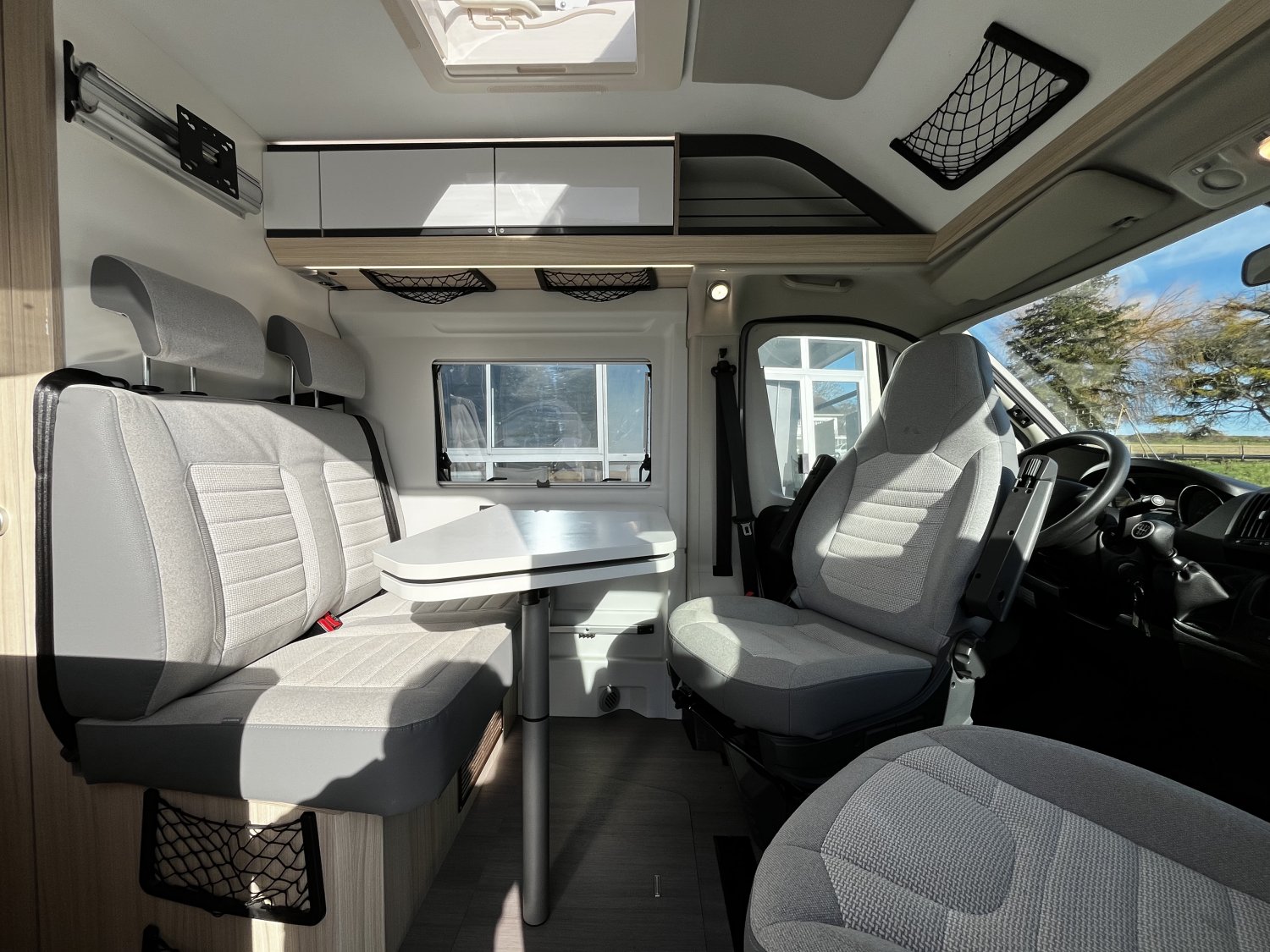 Champion Caravanes et Camping Car TWIN 600 SP FAMILY Adria