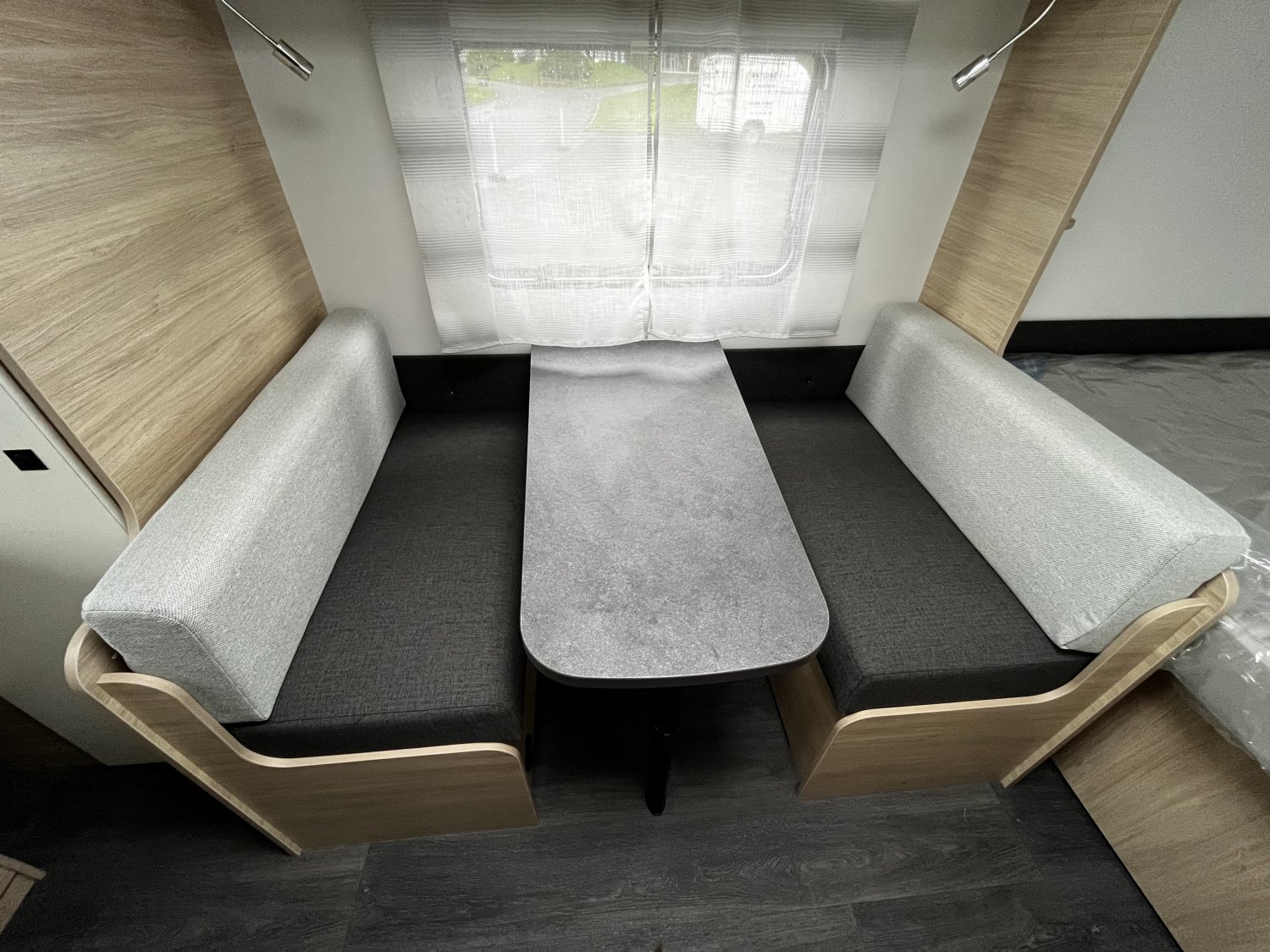 Champion Caravanes et Camping Car ALBA 400 Caravelair