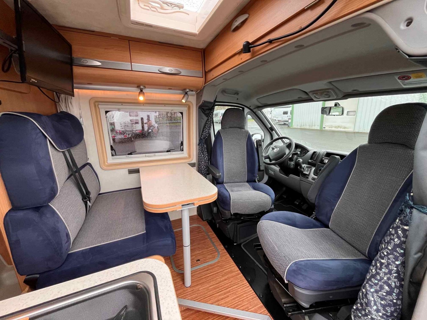 Champion Caravanes et Camping Car ADRIA TWIN 600 SP Adria