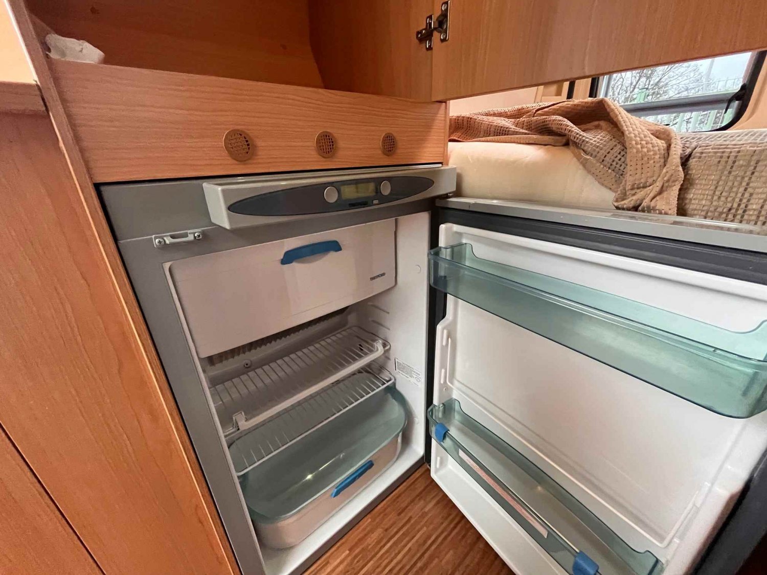 Champion Caravanes et Camping Car ADRIA TWIN 600 SP Adria