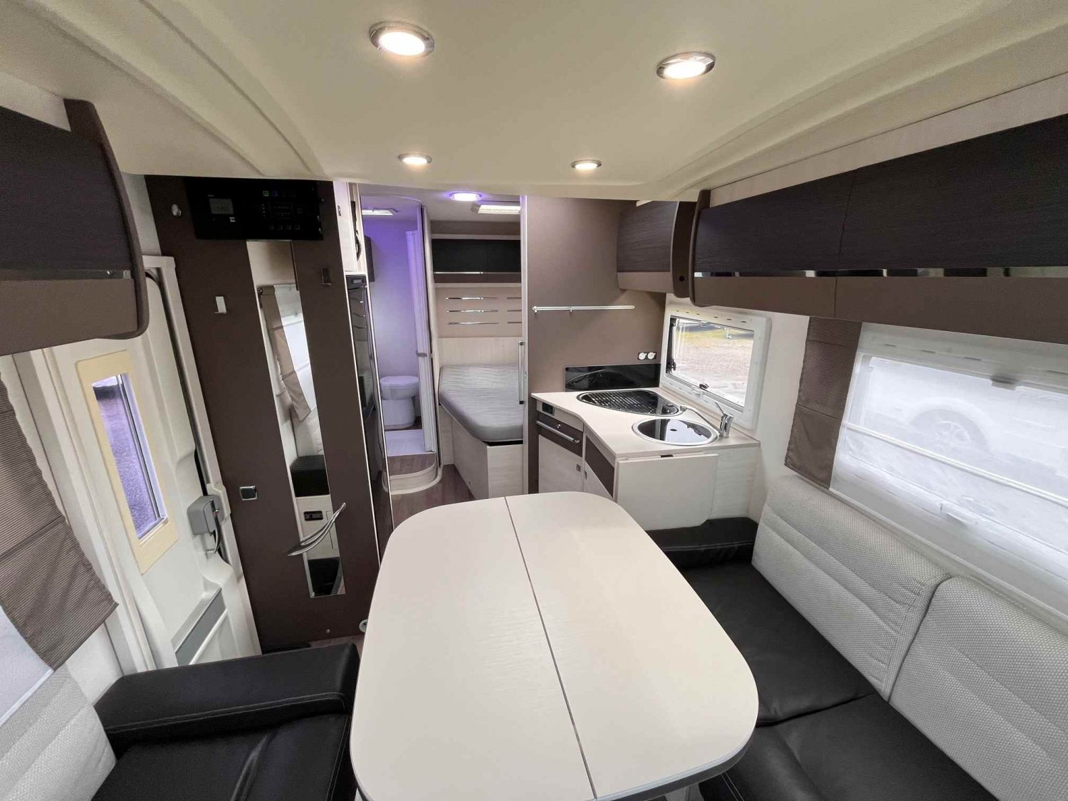 Champion Caravanes et Camping Car GENESIS 275 Challenger