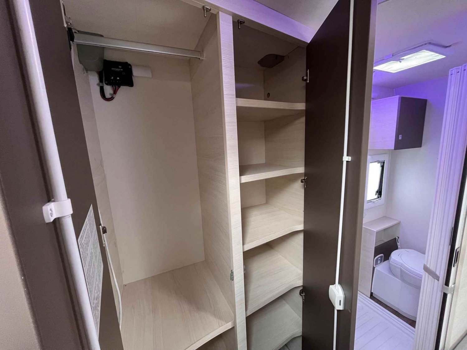 Champion Caravanes et Camping Car GENESIS 275 Challenger