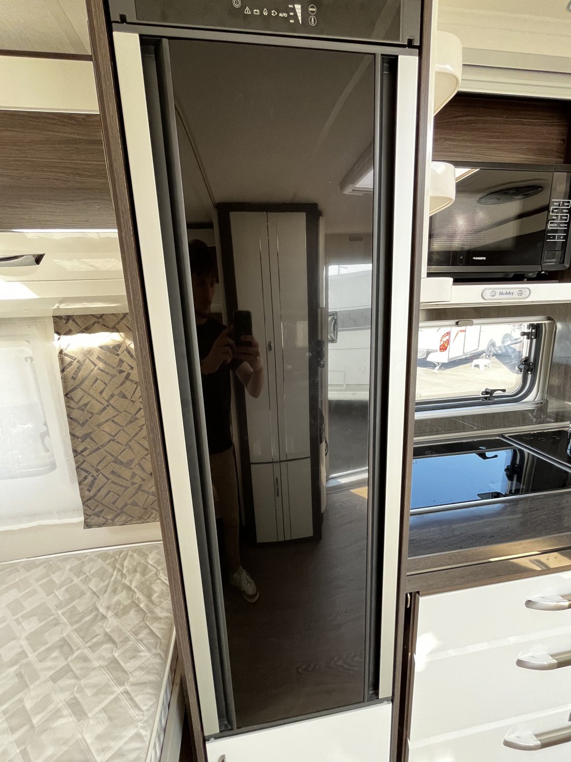 Champion Caravanes et Camping Car PRESTIGE 560 WLU Hobby