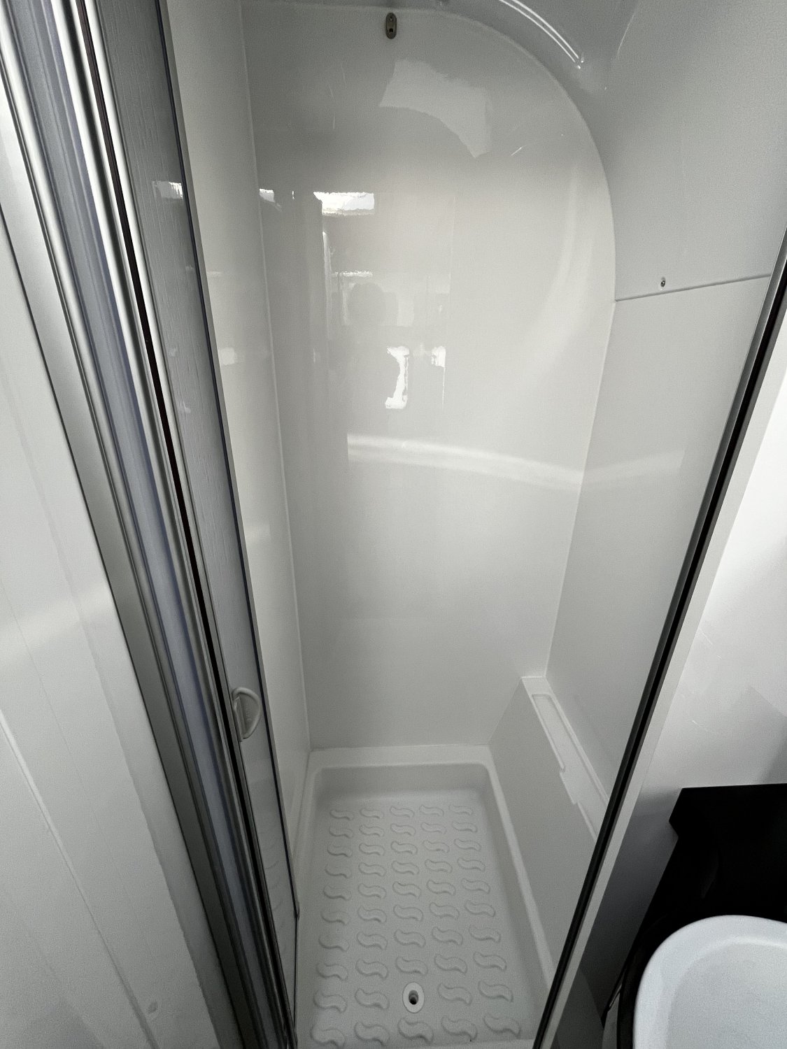 Champion Caravanes et Camping Car PRESTIGE 560 WLU Hobby