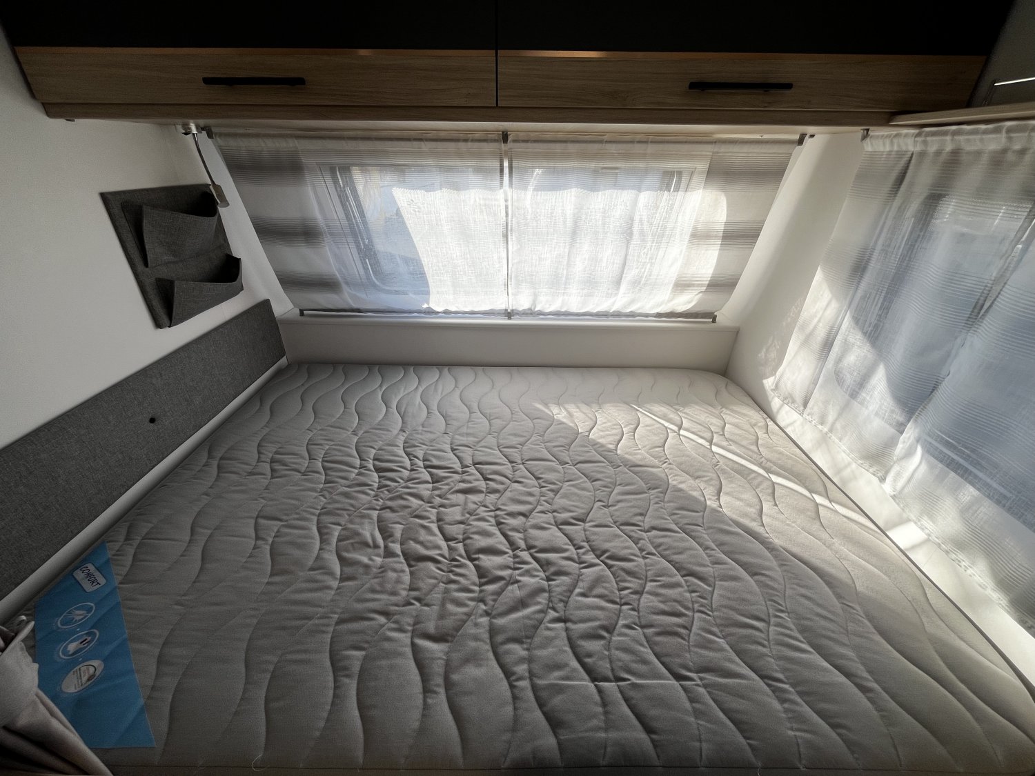 Champion Caravanes et Camping Car COMFORT 420 CP Sterckeman