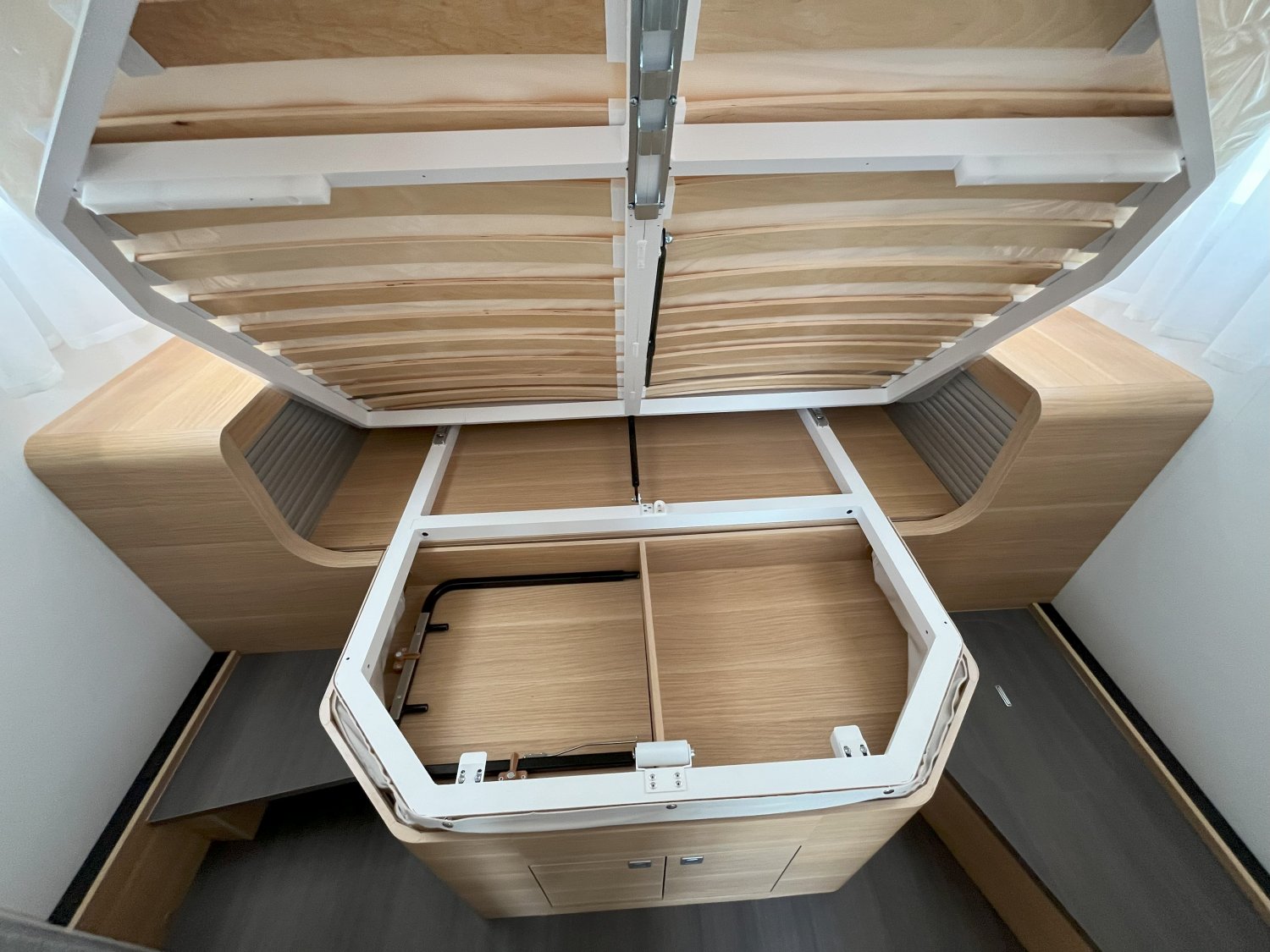 Champion Caravanes et Camping Car MATRIX 650 DC 60th Adria