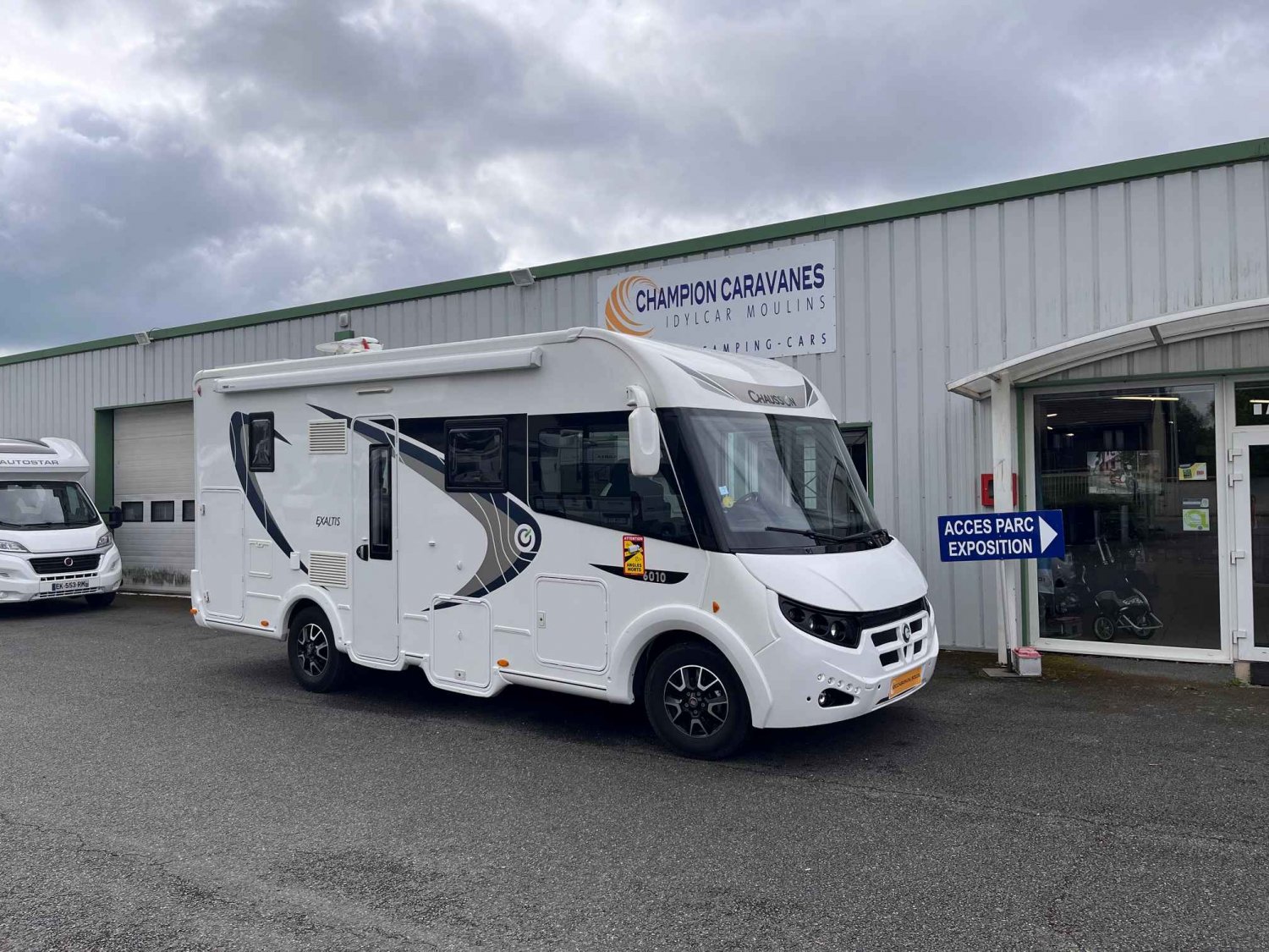 Champion Caravanes et Camping Car - Chausson CHAUSSON 6010 EXALTIS à 58 600 &euro;