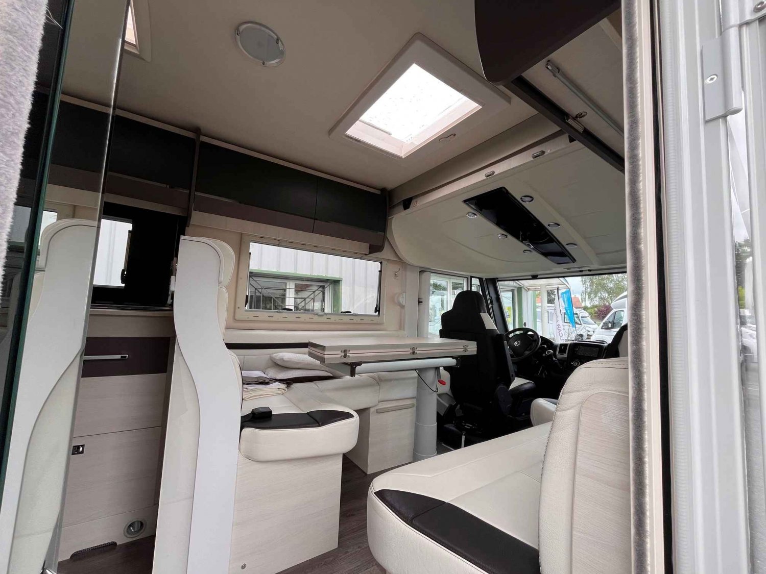 Champion Caravanes et Camping Car CHAUSSON 6010 EXALTIS Chausson