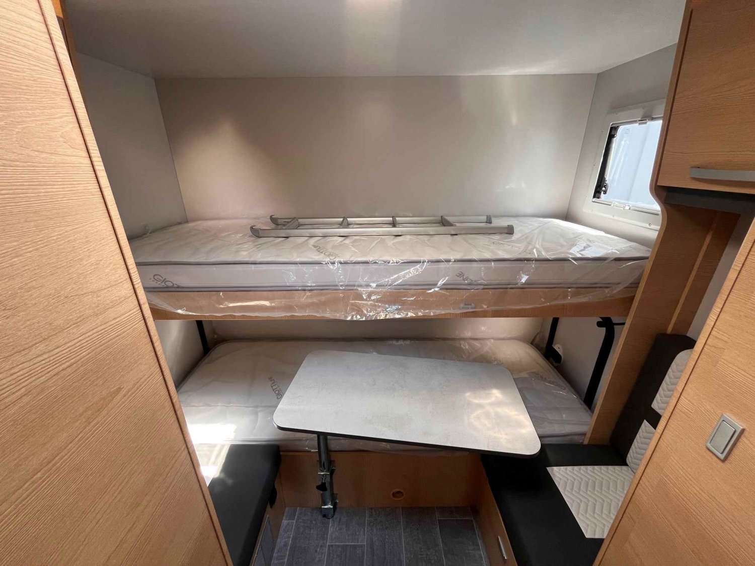 Champion Caravanes et Camping Car GIOTTI LINE SIENA 396 Giottiline
