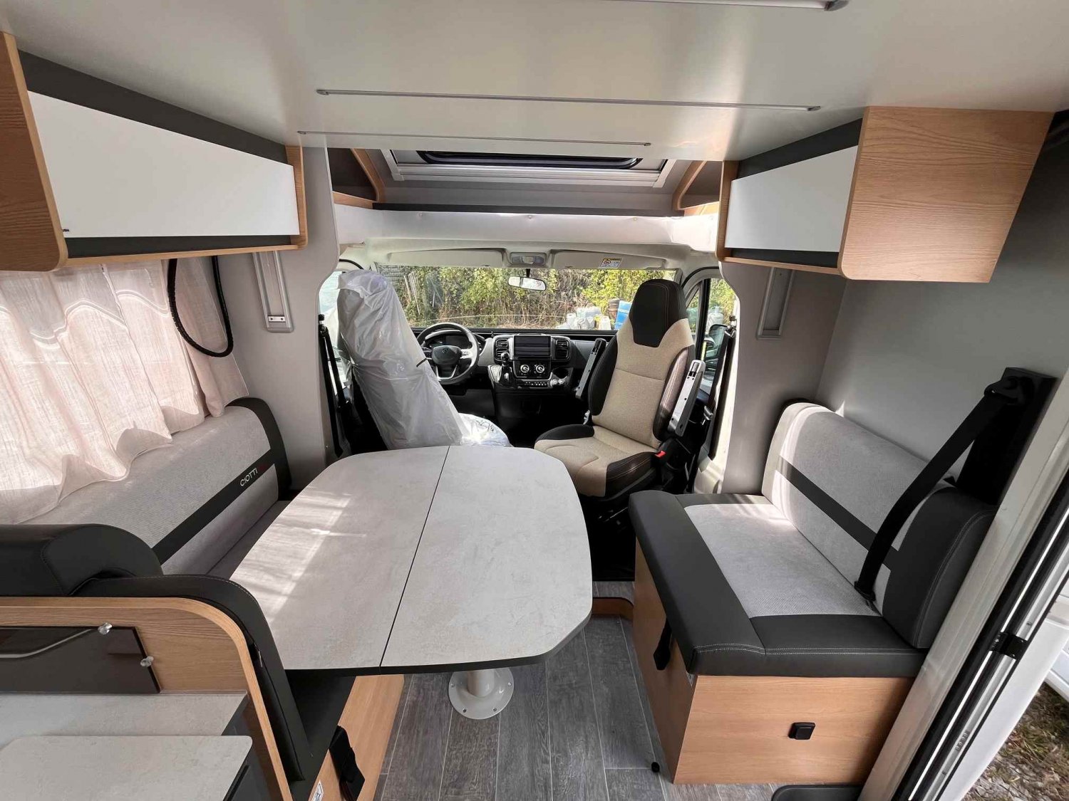 Champion Caravanes et Camping Car SIENA 397 S EDITION LIMITEE Giottiline