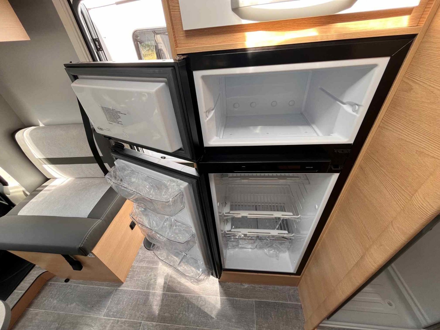 Champion Caravanes et Camping Car SIENA 397 S EDITION LIMITEE Giottiline