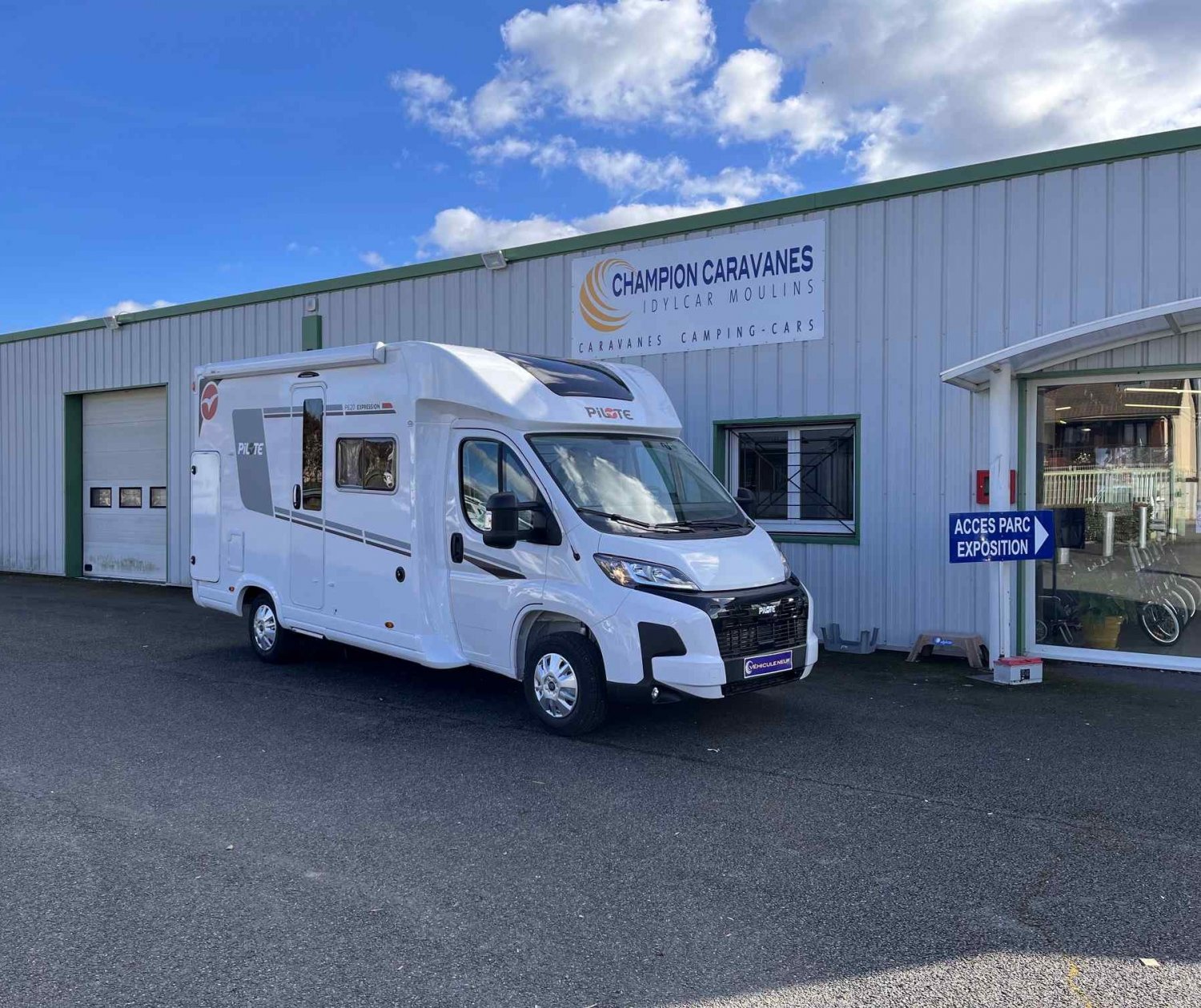 Champion Caravanes et Camping Car - Pilote P620 EXPRESSION à 76 900 &euro;
