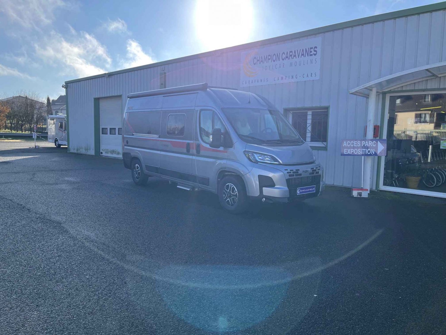 Champion Caravanes et Camping Car - Pilote V600G - EVIDENCE à 69 990 &euro;