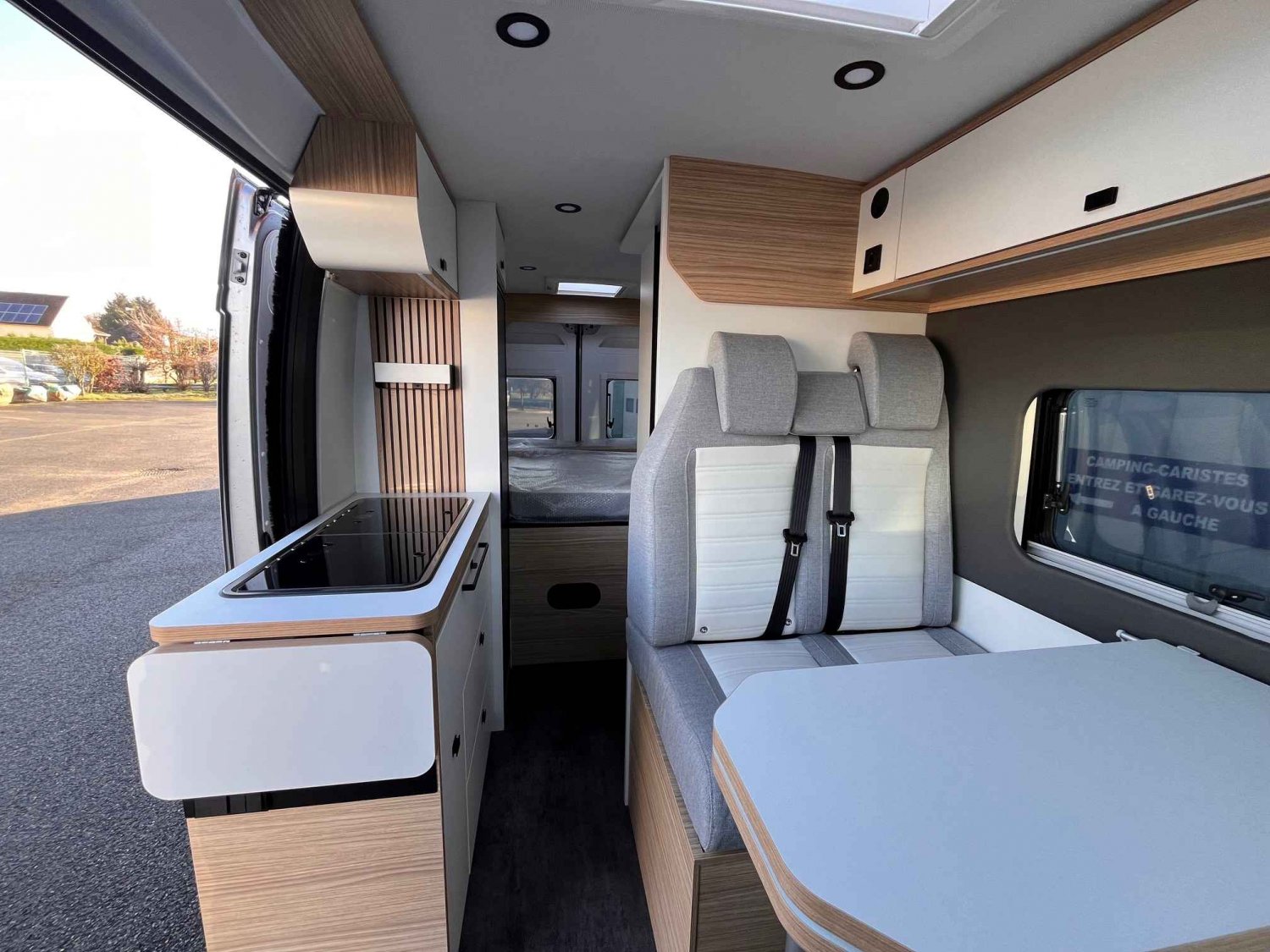 Champion Caravanes et Camping Car V600G - EVIDENCE Pilote