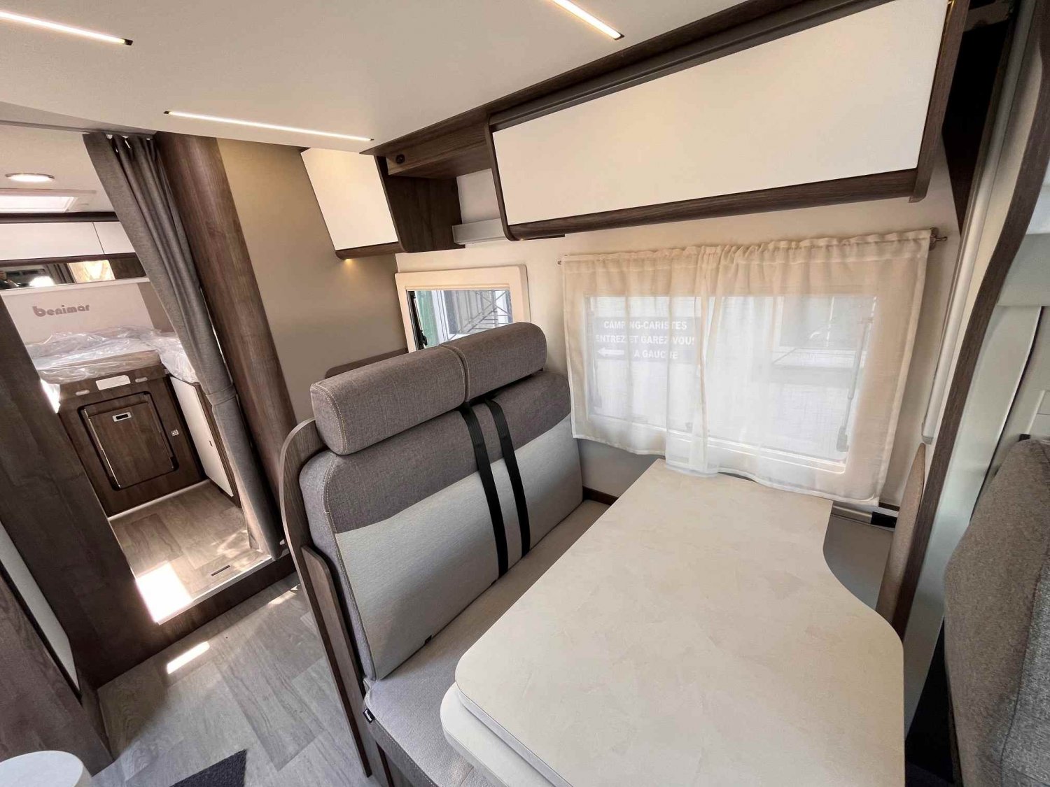 Champion Caravanes et Camping Car TESSORO 463 UP Benimar