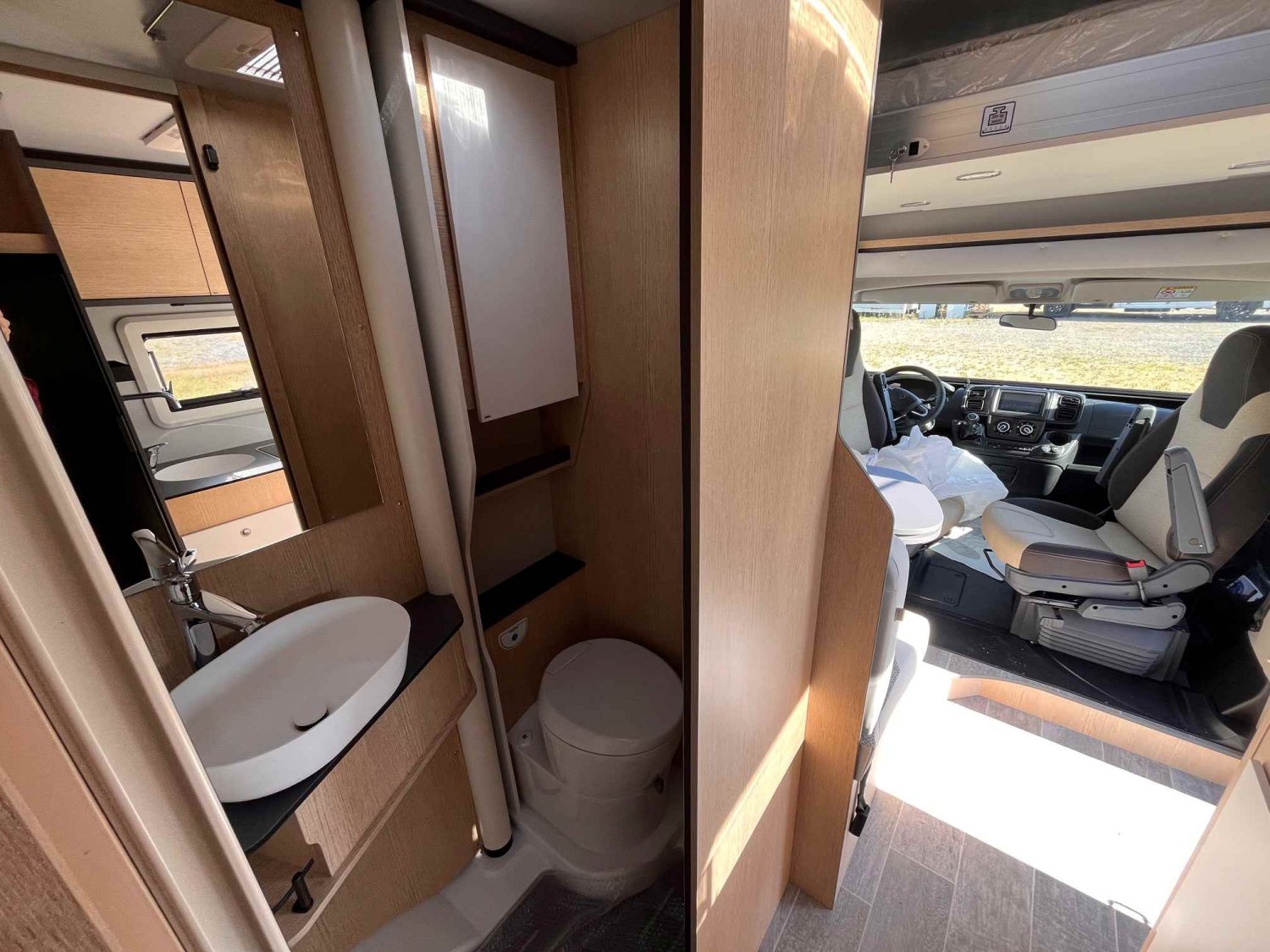 Champion Caravanes et Camping Car COMPACT CX66 Giottiline