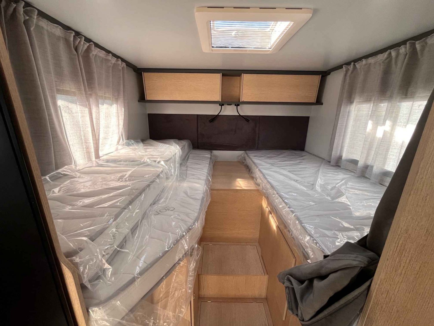 Champion Caravanes et Camping Car COMPACT CX66 Giottiline
