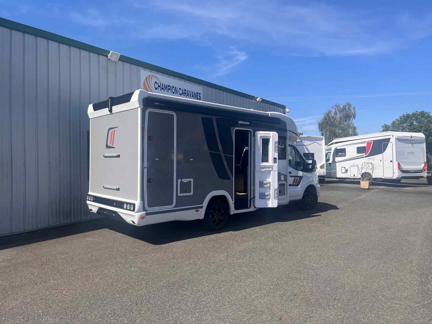 Champion Caravanes et Camping Car 240 ETAPE EDITION Challenger