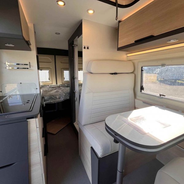 Champion Caravanes et Camping Car 43 UP Dreamer