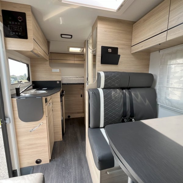 Champion Caravanes et Camping Car S 514 SPORT LINE Chausson