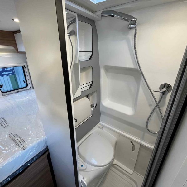 Champion Caravanes et Camping Car VAN 600 GX EDITION FIT Pilote