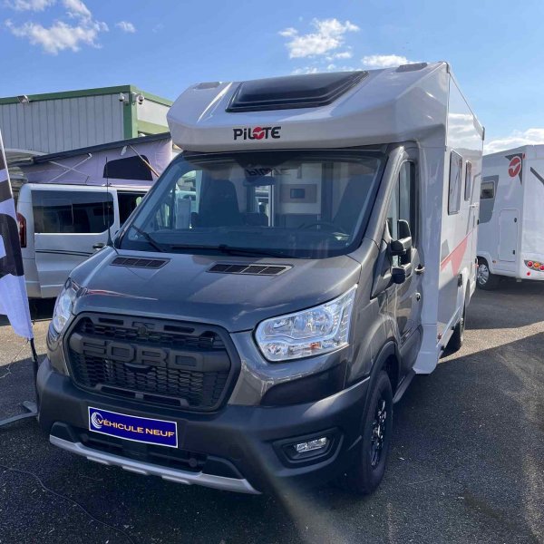 Champion Caravanes et Camping Car A 656 D ATLAS EDITION Pilote