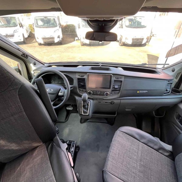 Champion Caravanes et Camping Car A 656 D ATLAS EDITION Pilote