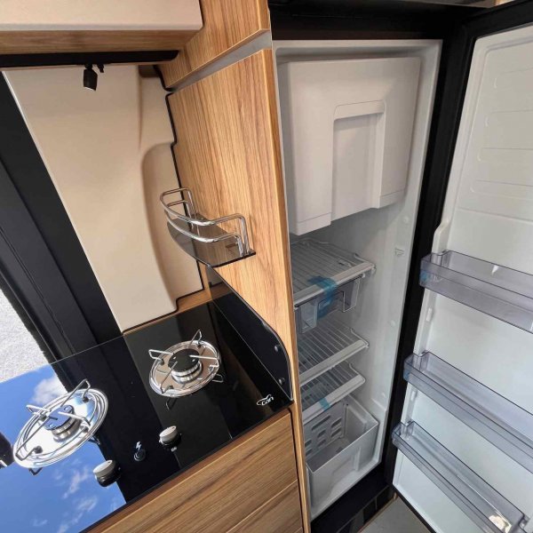 Champion Caravanes et Camping Car LEADER CAMP CONFORT Font Vendôme