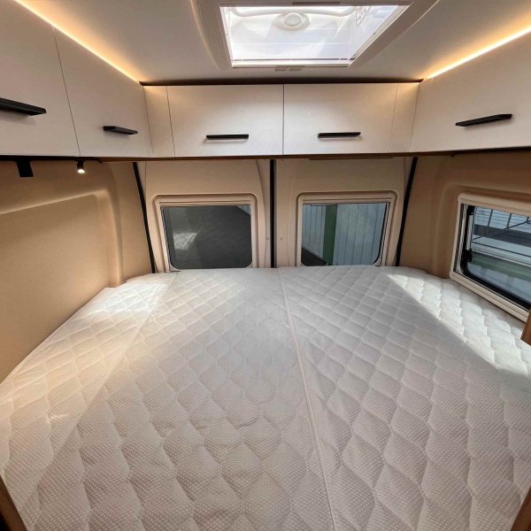 Champion Caravanes et Camping Car LEADER CAMP CONFORT Font Vendôme