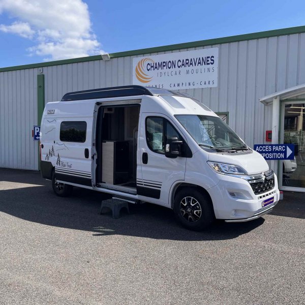 Champion Caravanes et Camping Car CAMPEO C 600 BLACK FOREST Burstner