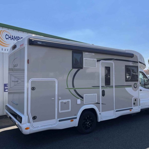 Champion Caravanes et Camping Car CHAUSSON 640 TITANIUM Chausson