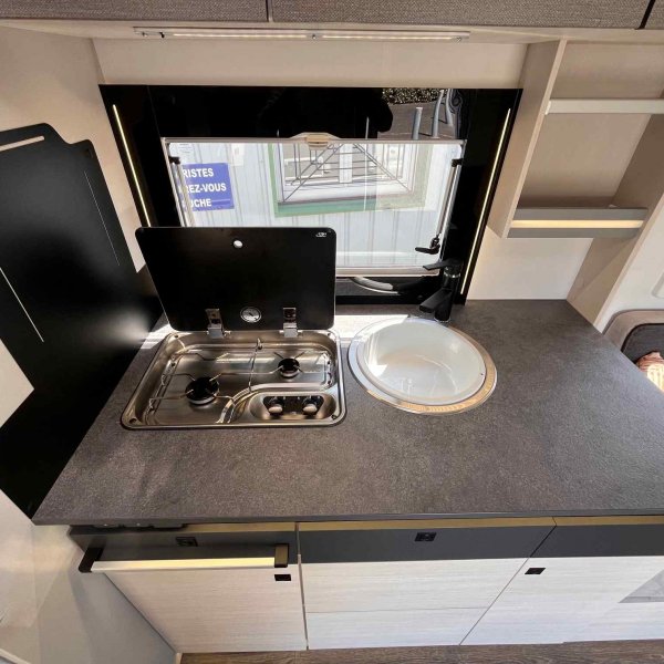 Champion Caravanes et Camping Car CHAUSSON 640 TITANIUM Chausson