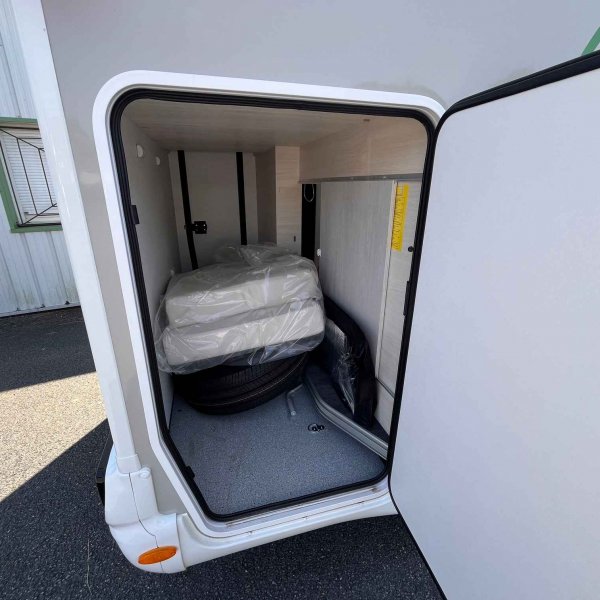 Champion Caravanes et Camping Car CHAUSSON 640 TITANIUM Chausson