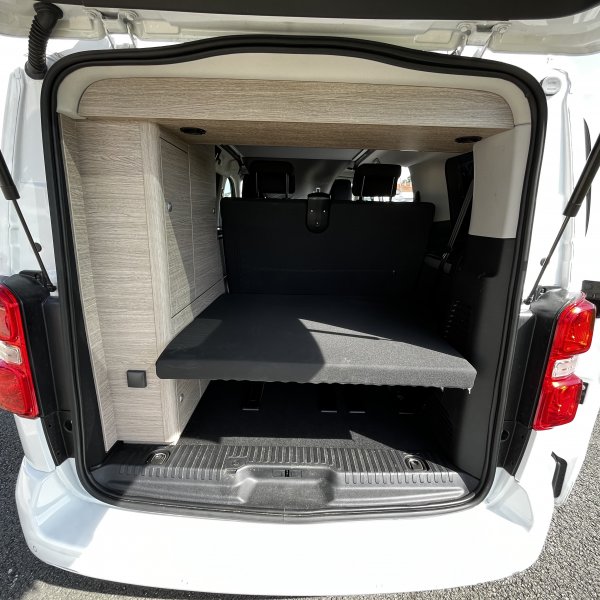 Champion Caravanes et Camping Car CAMPSTER Possl