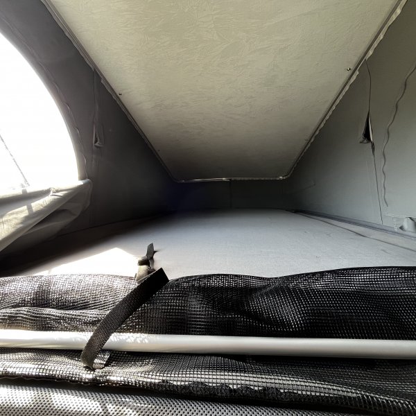 Champion Caravanes et Camping Car CAMPSTER Possl