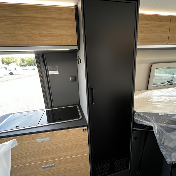 Champion Caravanes et Camping Car TWIN 640 SLB 60th Adria