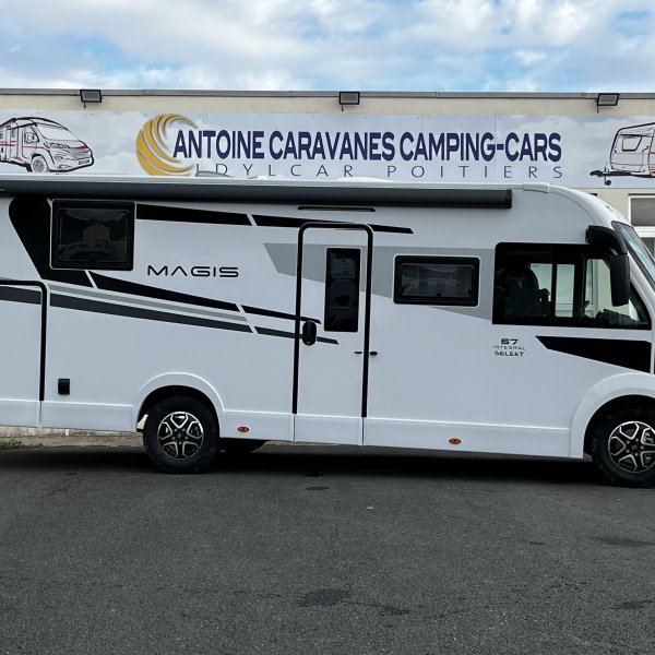 Champion Caravanes et Camping Car MAGIS 67 C.I.