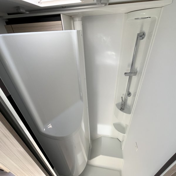 Champion Caravanes et Camping Car COMPTAC DL 60th Adria