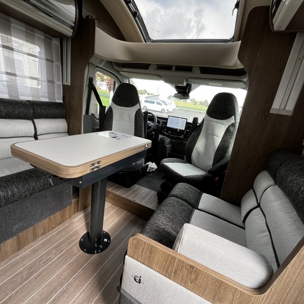 Champion Caravanes et Camping Car MAGIS 67 XT C.I.