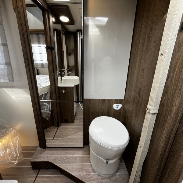 Champion Caravanes et Camping Car MAGIS 66 XT C.I.